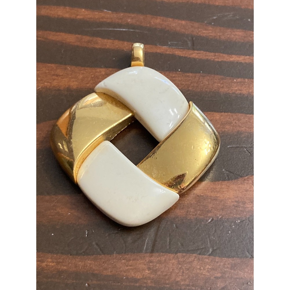 Vintage Crown Trifari Geometric Gold Tone Metal Cream Enamel Pendant